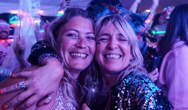 Wild Festivals glitter night girls